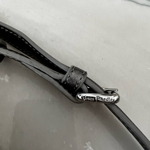 Vera Bradley rare leather crossbody quilted in Caspian Sea design bag/pu… - Picture 7 of 7